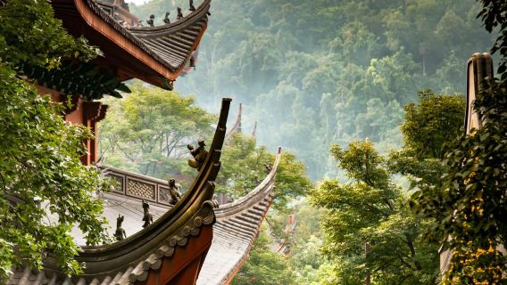 Hangzhou + Kuil Lingyin + Sungai Qiantang + Tasik Barat / pemandu pelancong/ Cina / Inggeris / Rusia / F