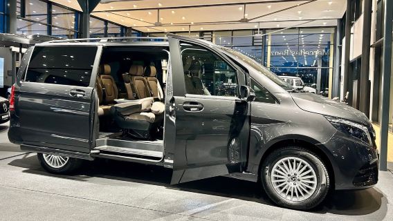 Ikon Pass transfer from Munich Airport to Kitzbühel Austria