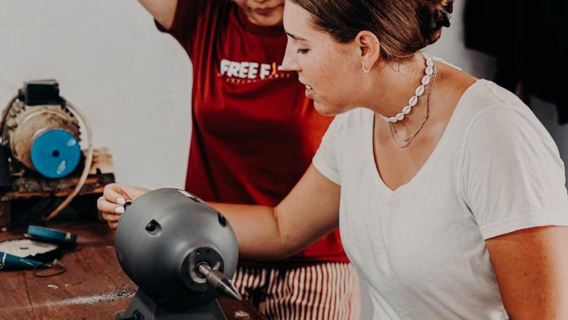 Bali: Silver Jewelry Making Class in Uluwatu