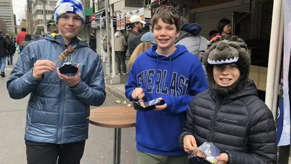Tsukiji Outer Market Seafood Breakfast Tour