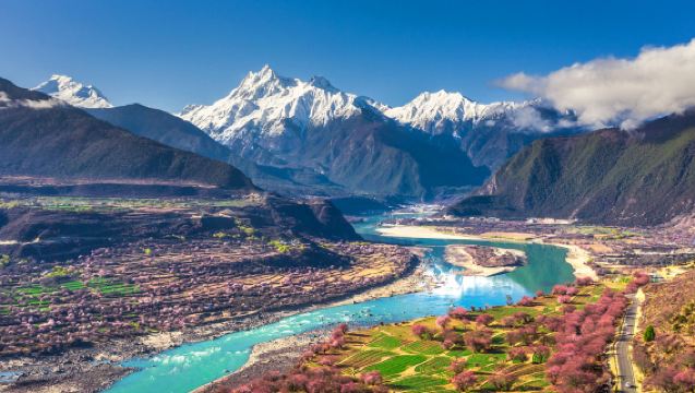 Lembah Ngarai Yarlung Tsangpo + Puncak Namcha Barwa + Kampung Bunga Persik + Hutan Lulang + Pemandu Pelancong Pelbagai Bahasa