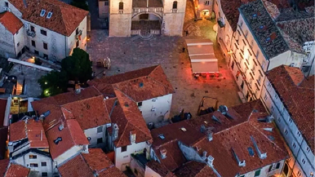 モンテネグロ+ポドゴリツァ+オストロ修道院+キリスト復活大聖堂【行程はカスタマイズ可能】