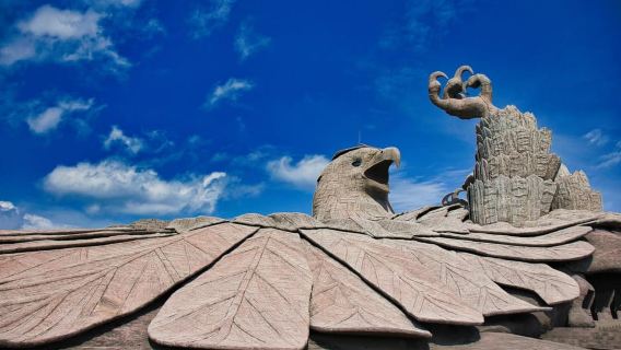 Trivandrum: tour privato del parco naturale Jatayu e della spiaggia di Varkala