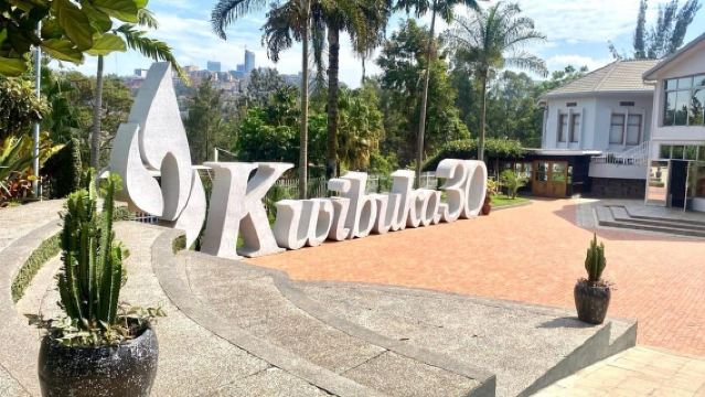 Kigali City Tour: History, Art and Local Highlights.