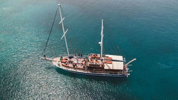 Agistri, Moni & Aegina: Sailboat Cruise with Lunch & Snacks from Athens