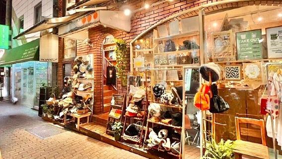 Tokyo · Shimokitazawa: Exclusive Retro Shopping & Hidden Gems Exploration Tour