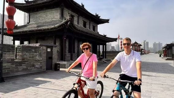 Xi'an Xiaonanmen Morgenmarkt: Ein intensives Erlebnis + Radfahren der Ming-Stadtmauer