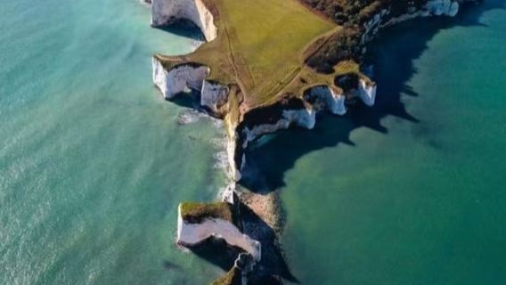 Lawatan sehari ke keajaiban semula jadi Pantai Jurassic di London, UK