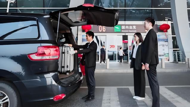 Perkhidmatan Pengambilan dan Penghantaran Lapangan Terbang / Stesen Kereta Api Chengdu Tianfu: Tepat Masa & Cekap!