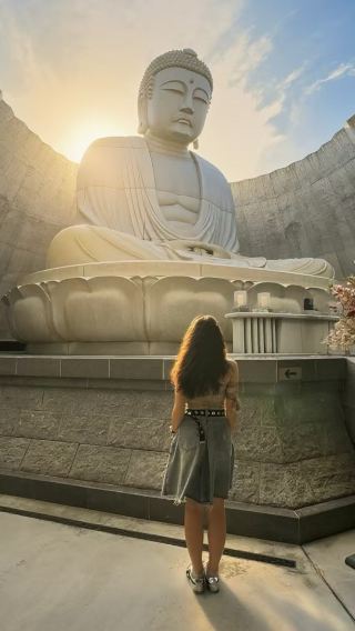 Japan Sapporo + Lake Shikotsu + Hill of the Buddha + Takino Suzuran Hillside Park private charter 1-day tour/customize