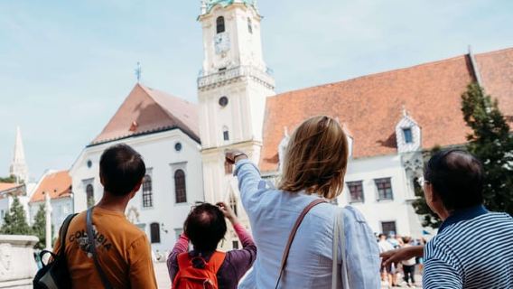Bratislava: 1-Hour Small Group Walking Tour