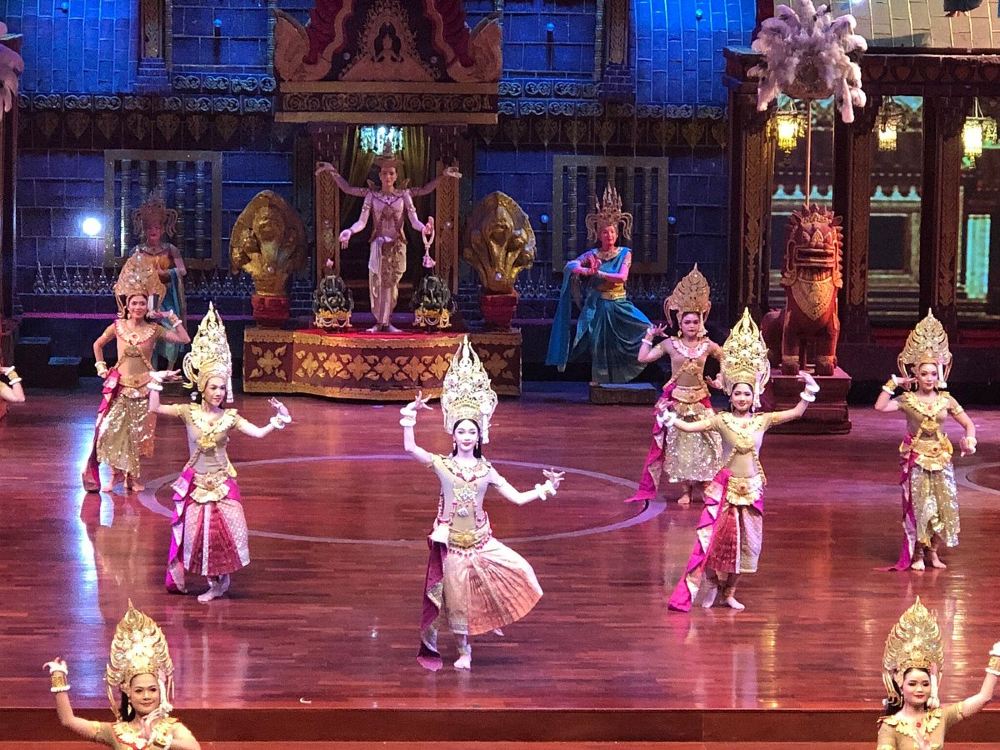 Nong Nooch Tropical Garden Performance in Pattaya, Thailand | Tour Bus | Elephant Ride | Thai Buffet Lunch | Various Option Available
