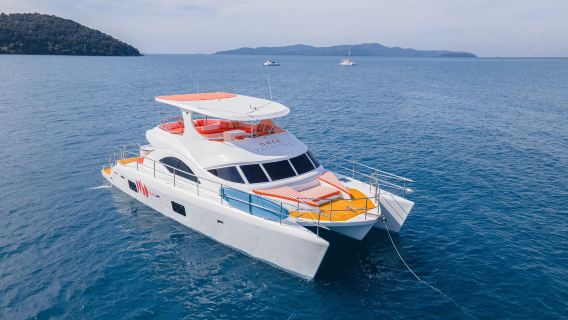 Pattaya, Thailand – Tagesausflug mit Luxusyacht und Segelboot, Schnorcheln, Angeln und Party