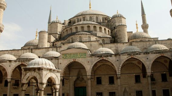 Istanbul: Old City Guided Tour + Bosphorus Cruise