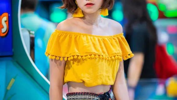 Reiseleiter, lokale Reiseleiter , Reiseleiter, Mietwagen für Abholung vom Flughafen und Transfer zum Flughafen vom Flughafen, Fotografen für Privattransfer , Geschäftsbegleitung, medizinische Konsultationen, Reiseführer und individuelle Reisedolmetscher in ganz Guangdong, China