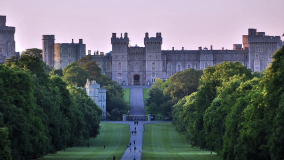 khứ hồi London, Lâu đài Windsor và Làng Bicester | Tài xế Trung Quốc + Đón tại khách sạn