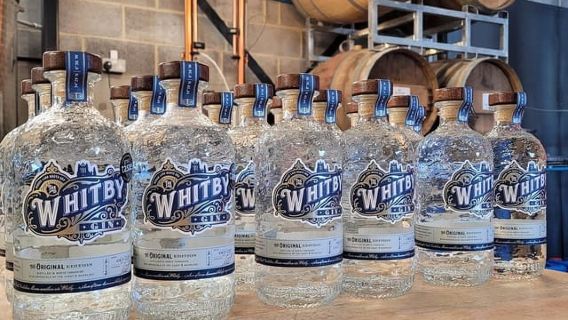 Whitby: Guided Distillery Tour with Gin Tasting