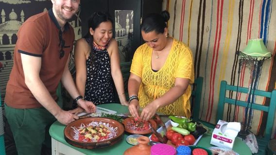Fez: Tour tham quan chợ và lớp học nấu ăn truyền thống tại nhà