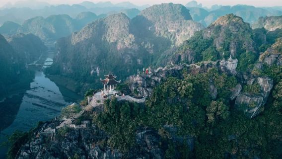Desde Hanói: excursión de un día a Hoa Lu, Tam Coc y la cueva de Mua