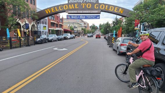 Golden: tour panoramico in bici elettrica