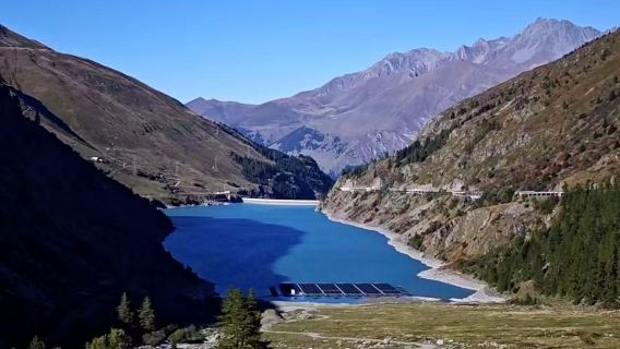 包車前往奧斯塔精華景點：羅馬劇院、凱旋門、拱廊、教堂一網打盡