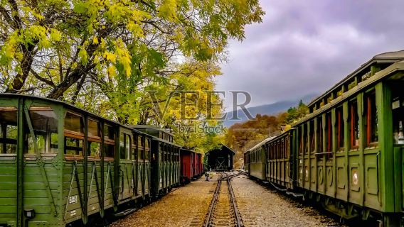 Lawatan Sehari ke Keretapi Lapan Sargan Serbia + Kampung Mokra Gora (Tiket Masuk Tidak Termasuk)