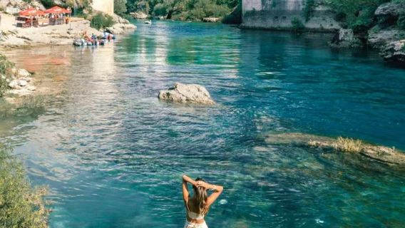 Tour di un giorno a Sarajevo + Ponte Vecchio di Mostar + Fiume Neretva con noleggio con conducente esclusivo / Personalizzabile