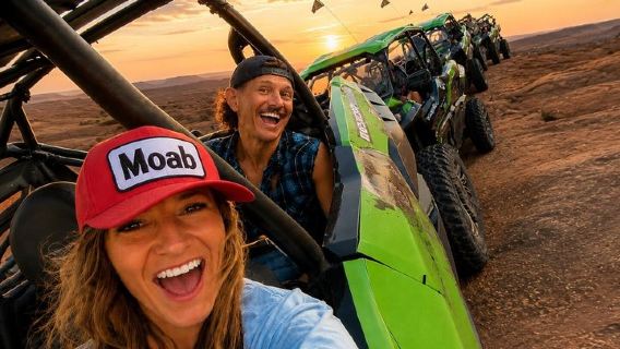 AVENTURA FUERA DE CARRETERA EN UTV POR HELL'S REVENGE EN MOAB CON ALTA VALORACIÓN