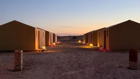 1 Night in the Sahara: Diner & Tent Stay in a Desert Camp