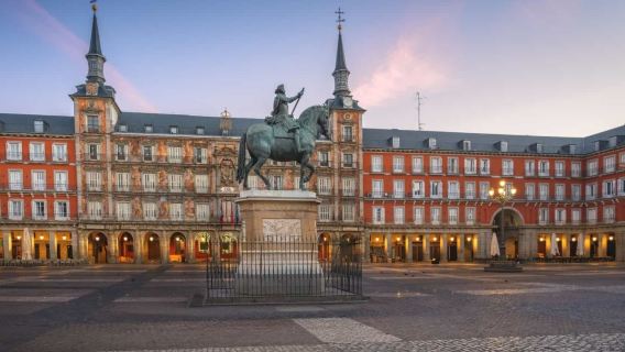 Sepanyol Madrid - Stadium Santiago Bernabéu, Almudena, Puerta del Sol - Sewaan peribadi - Nikmati sepenuhnya