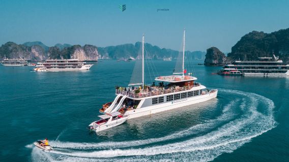 Luxury Catamaran cruise: Ha Long Bay and Lan Ha Bay Exploration Tour