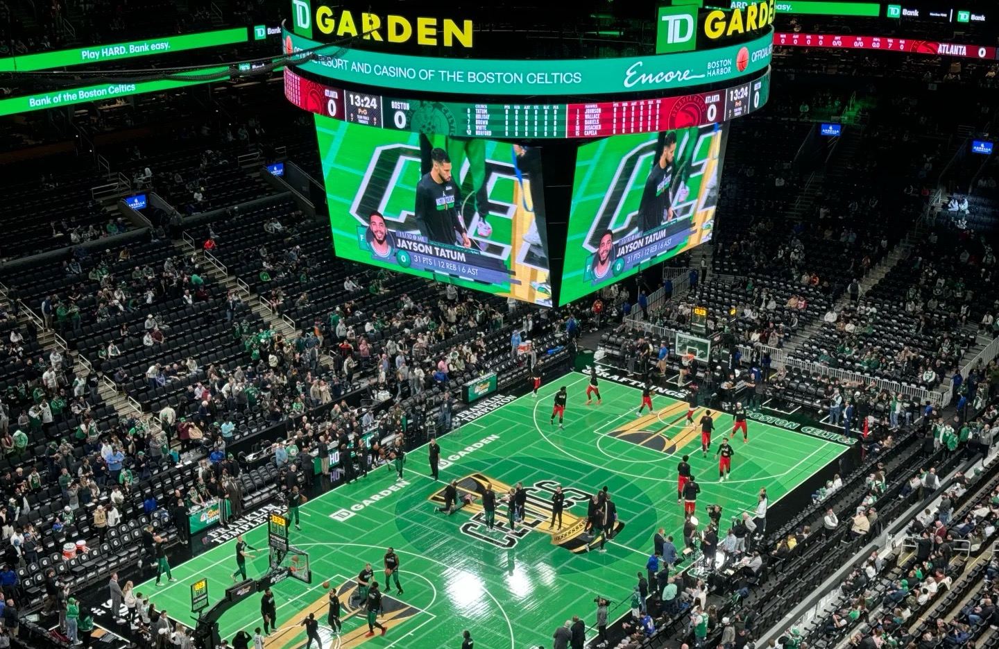 Billet d'entrée pour les matchs de saison régulière et de playoffs des Celtics de Boston au TD Garden - Vivez une expérience immersive du charme du basketball NBA