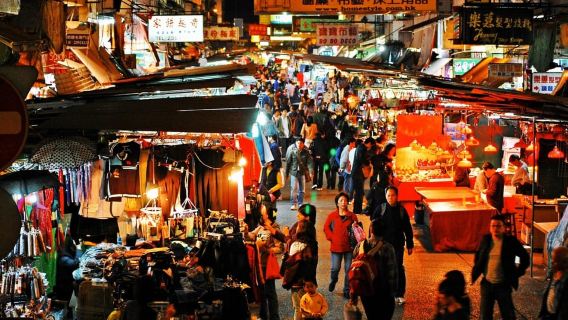 Hong Kong: Private Walking City Tour with a Local Guide