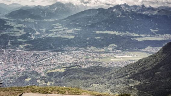 Innsbruck: Nordkette Mountain Picnic Backpack Experience