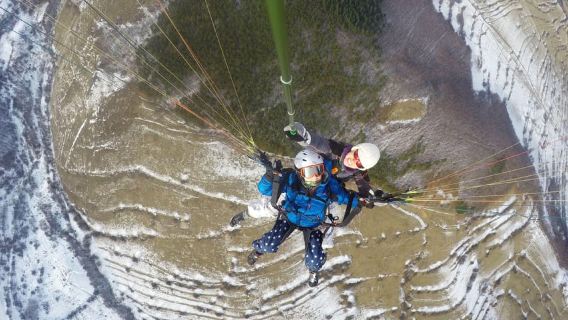 Brasov (:) Esperienza di parapendio in tandem