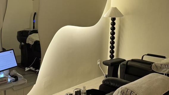 Bain de fleurs et thérapie capillaire - Expérience de guérison pour un sommeil profond (Flower Bath Head Spa & Sleep Therapy) - Une immersion en Malaisie dans le bain de fleurs et la thérapie capillaire