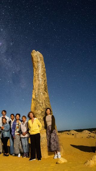 Ночной тур "Звездное небо в Те-Пиннаклс (Pinnacles)" с ужином [трансфер из Перта]