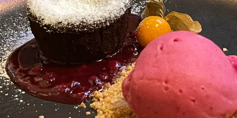 匈牙利布達佩斯VakVarjú Restaurant網紅餐廳代訂座