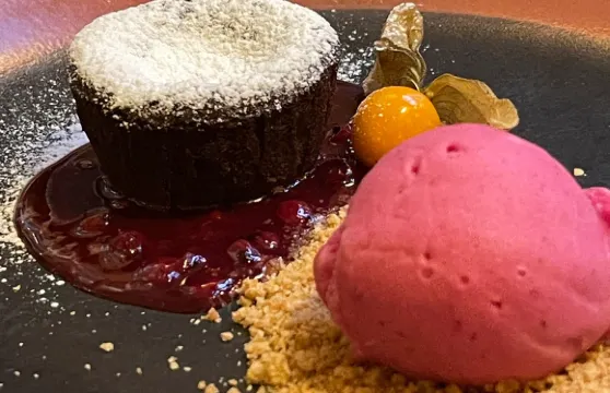 波蘭華沙Oberża pod Czerwonym Wieprzem網紅餐廳代訂座