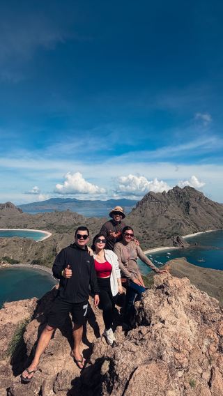 Komodo Full Day Tour by Speedboat | Pink beach | Padar Island | Pickup/Drop Hotel 