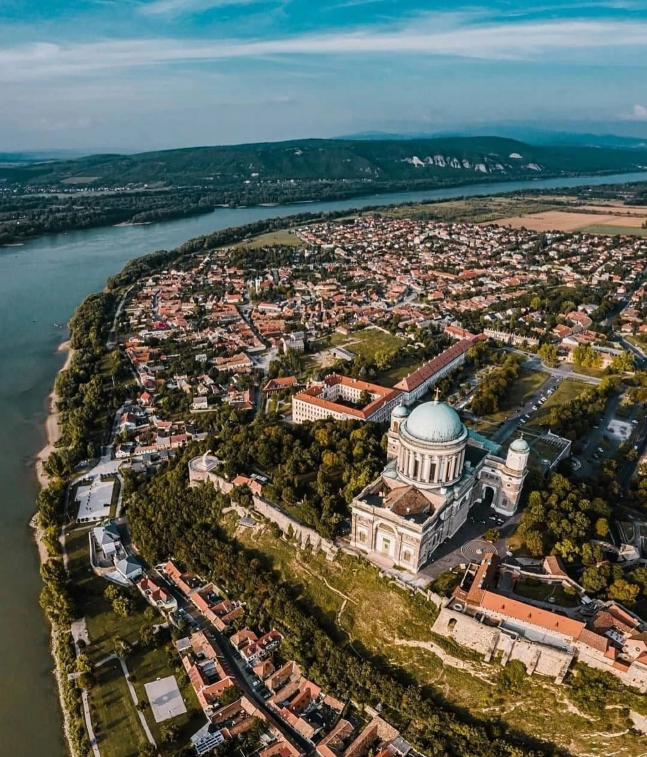 Budapest Danube Bend Panoramic Tour | Esztergom + Visegrad + Szentendre