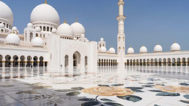 【杜拜出發·上門接送·中文交流】羅浮宮-民俗村-總統府 包車