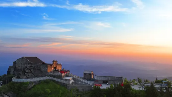 One-Day Tour to Mount Heng (Nanyue), Grand Temple, and Zhurong Peak from Changsha