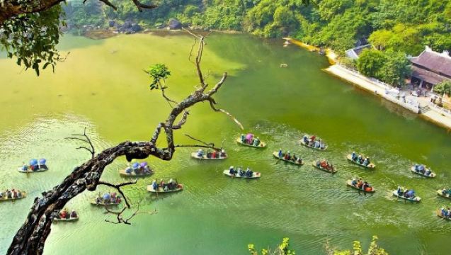 河內出發：華閭、長安及木偶洞導覽日遊 + 午餐