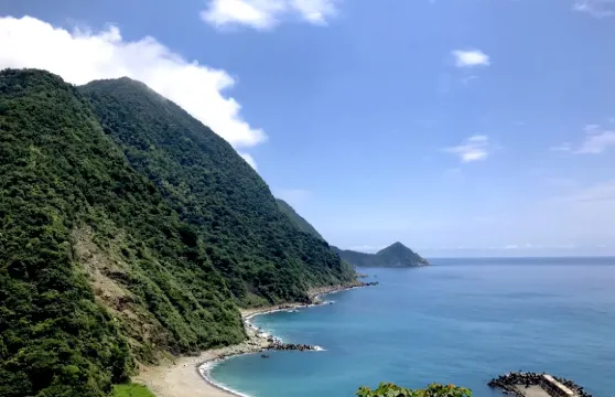 宜蘭東海灣美景+金車噶瑪蘭威士忌酒廠一日遊【台北出發】