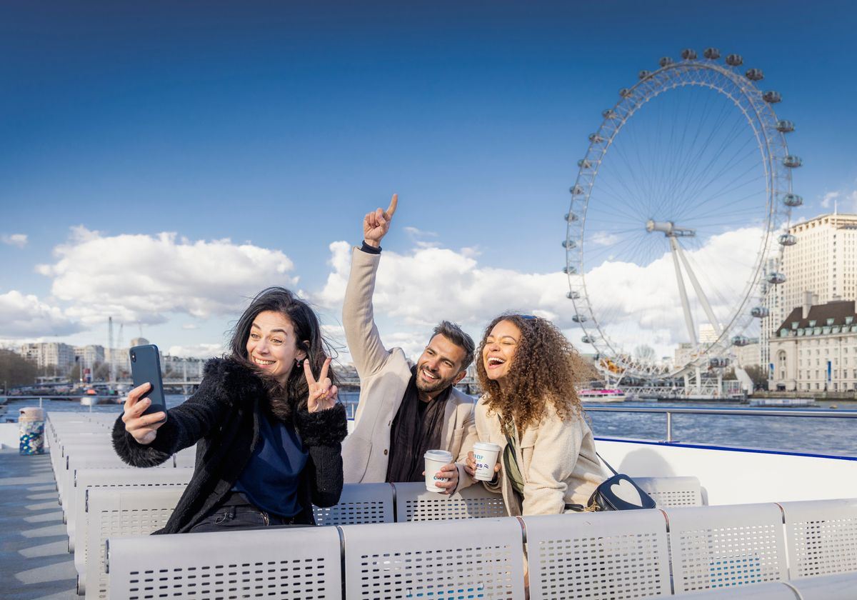 ตั๋วเรือเที่ยวเดียวสำหรับการล่องเรือชมวิวแม่น้ำเทมส์ในลอนดอน ประเทศอังกฤษ (อายุการใช้งานยาวนาน/ใช้ได้ที่ท่าเรือ 4 แห่ง)