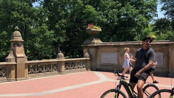 中央公園電動自行車之旅