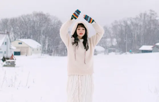 西班牙安道爾Trip Moments【約拍跟拍婚拍街拍抓拍航拍攝影攝像/多語言翻譯/動作指導】