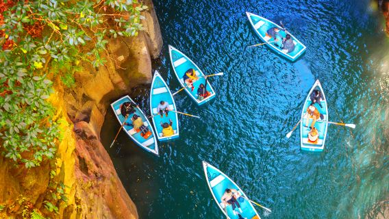 Kyushu Miyazaki Takachiho Gorge Boating Experience + Aso Volcano + Kusasenri one-day tour with Beef Lunch