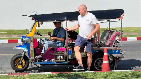 曼谷日遊:美食、寺廟與嘟嘟車